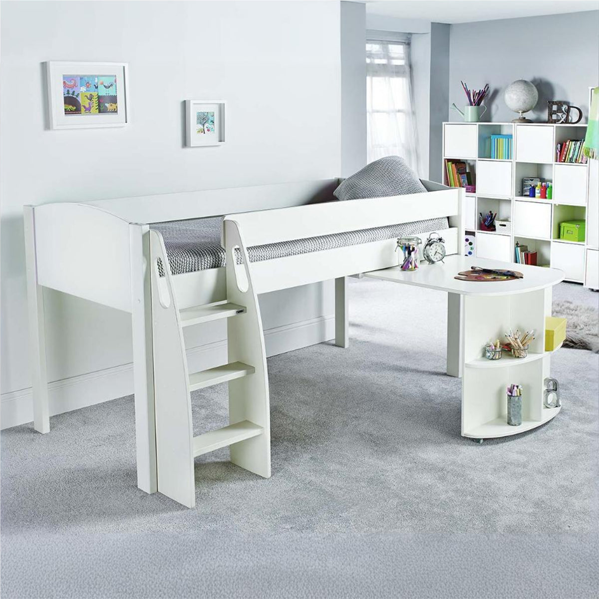 Stompa UNOS Midsleeper White + Pull Out Desk