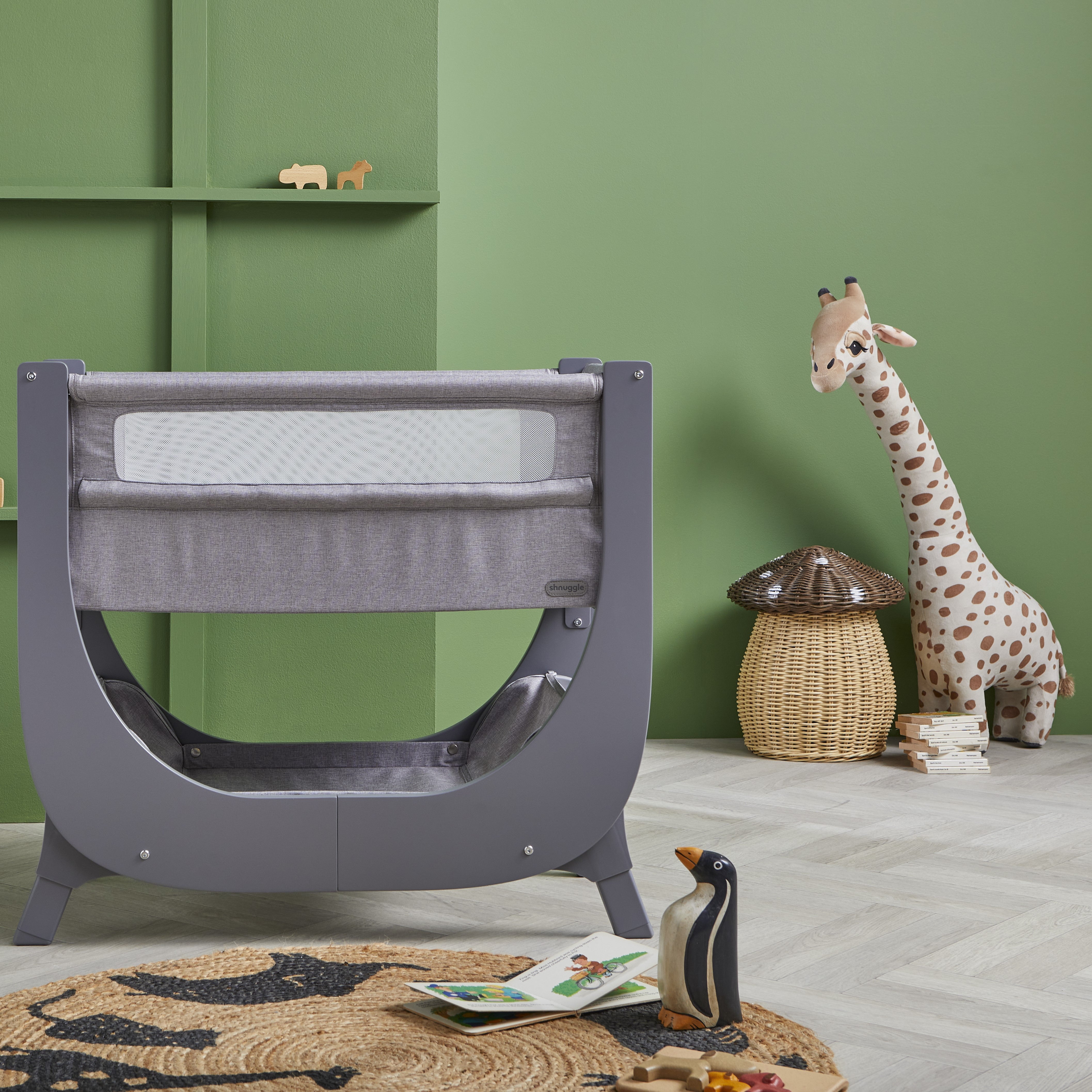 Shnuggle Air Lite Crib in Grey & Bedding Bundle