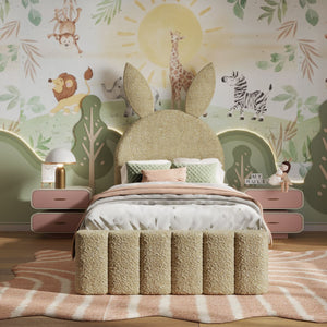 Teddy Linen