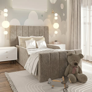 Teddy Linen