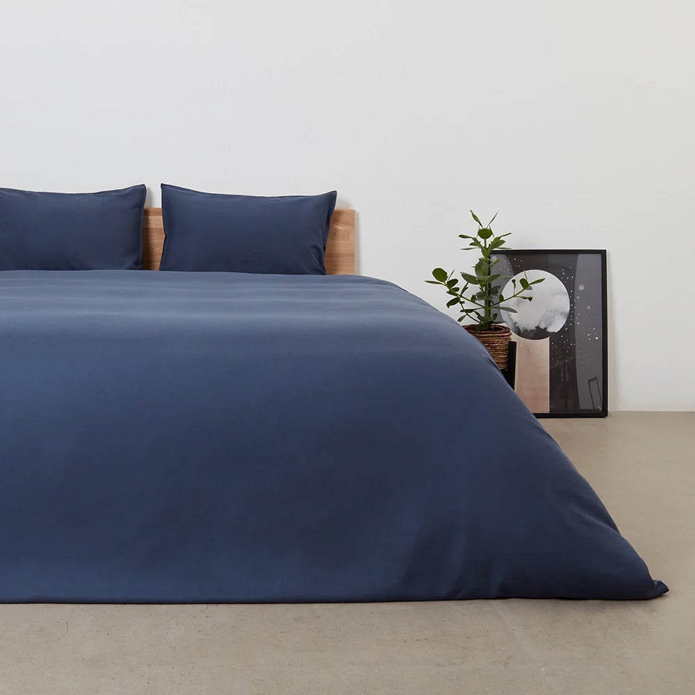 Single / Midnight Navy