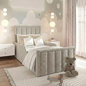Teddy Linen